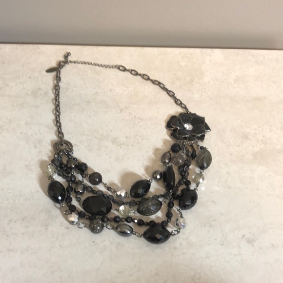 10.5” Five strand back bead necklace - Picture 1 of 8